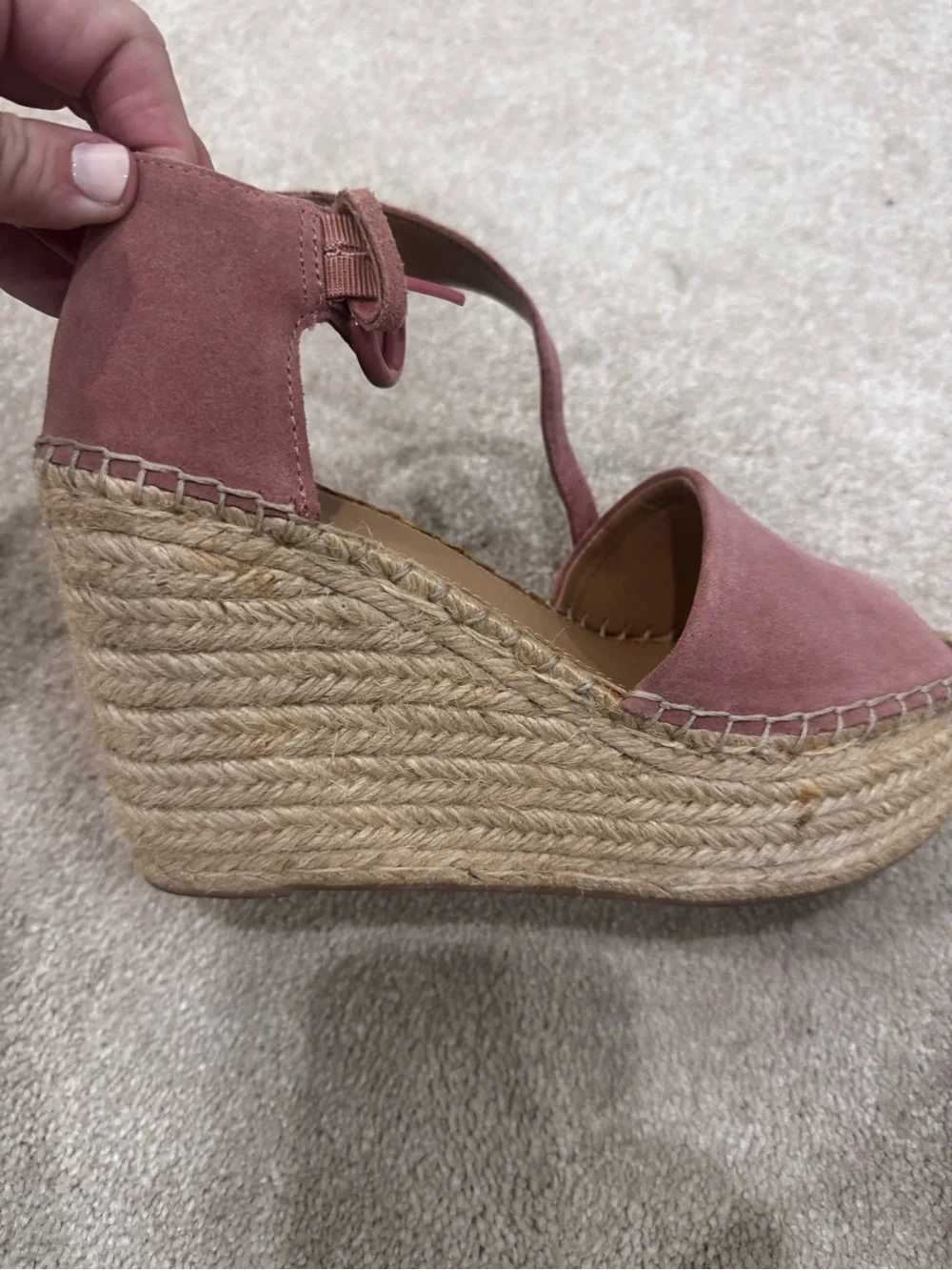 Marc Fisher Women's Suede Espadrille Wedge Sandals in Dusty Rose, size 7 NEW